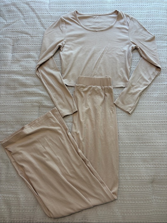BTFBM Other - Women's Small Ribbed Long Sleeve Crop Top & Pants Loungewear Set in Beige